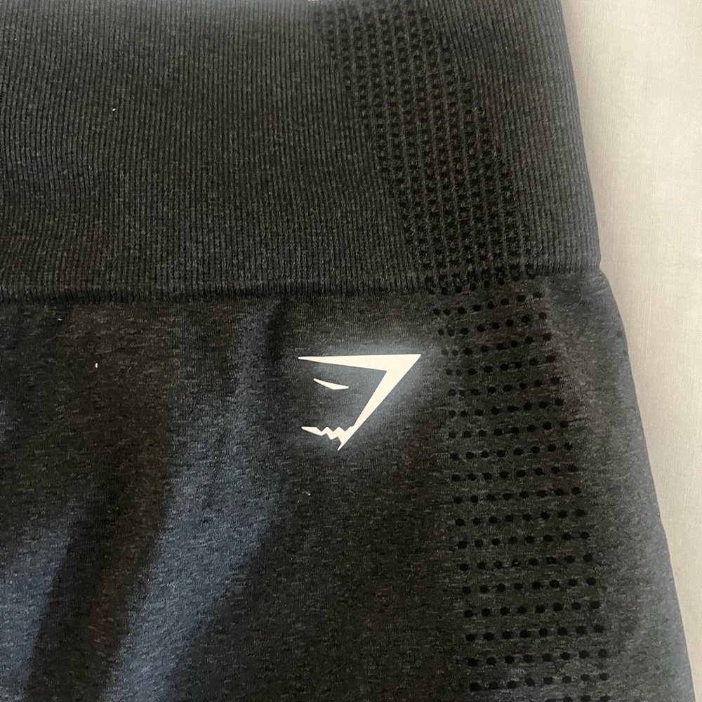 Black Gymshark XL bike shorts 5” inch inseam grey/black